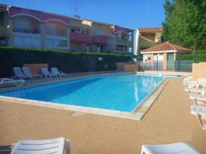 Maison spacieuse avec piscine, tennis et terrasse, parking privé à Marseillan - FR-1-387-163